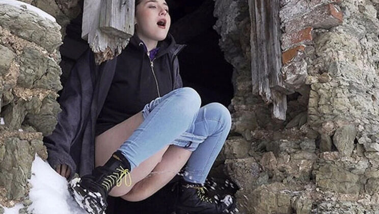 Amateur Teen Surprise Pissing Outdoor - Brunette European Babe Shocks With Golden Shower