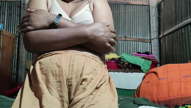 Bangladeshi Girl Fingering Her Wet Pussy - AkhiAkter143 Masturbation Part 5