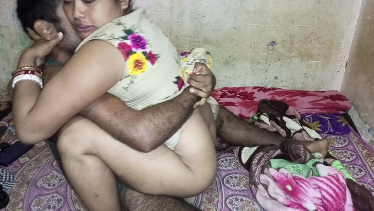 Morning husband wife full desi sex video - Indian bhabhi hardcore anal blowjob cumshot