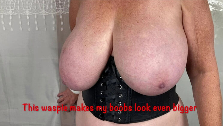 Mature Granny in Red Fishnets Shows Off Her Big Natural Tits and Sexy Feet in Homemade HD Video