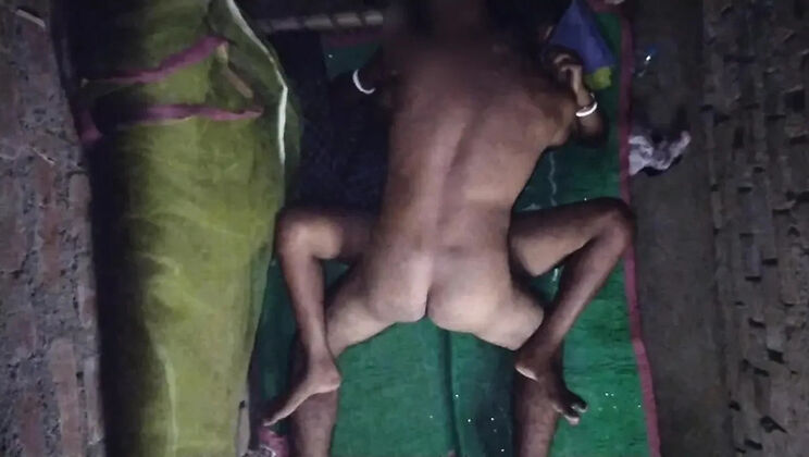 Desi Stepsister Hard Fuck with Creampie - Pumi Rough Sex Indian Village