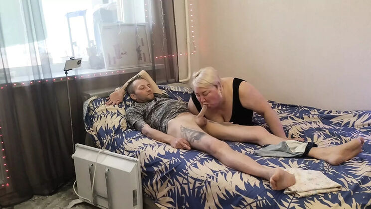 Zona901 MILF Blowjob - Hot Mother-in-Law Deep Throat & Cum Swallow