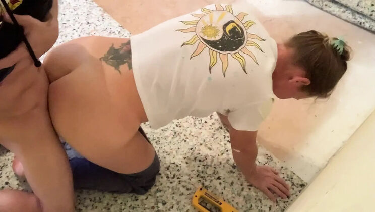 Farmers Wifey MILF Gets Impregnated by Co-Worker at Work - Brutal Doggy Style Creampie