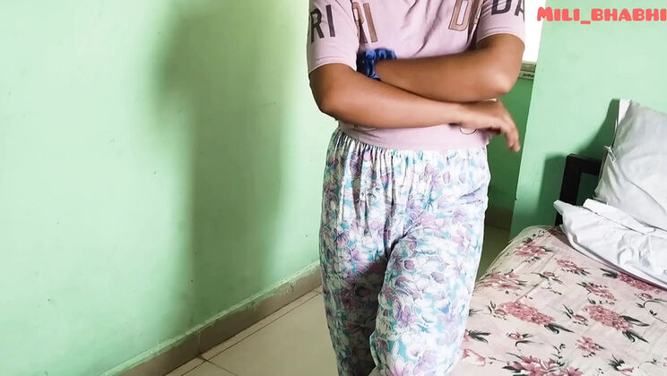 Desi GF Mili Bhabi Tight Pussy Doggy Style Sex - Hindi Audio MMS Viral