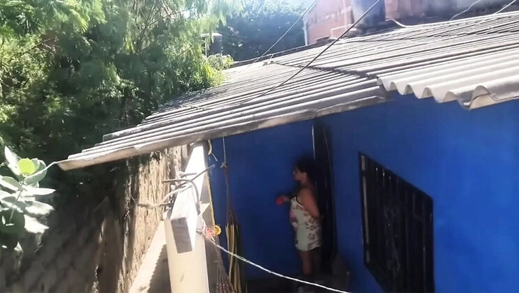 Chubby Latina begs for rough sex with older neighbor at home - creampie finish!