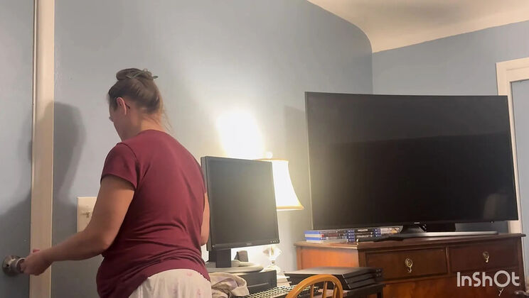 Sweet Marie Mature Mom Gives Intense Blowjob and Swallows Cum in Throat Compilation