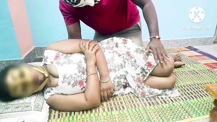 Desi Maid Seduced By House Owner - Big Natural Tits Fuck