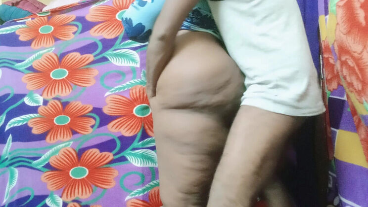 Tamil Wife Standing Doggystyle Sex With Husband - Homemade Big Ass Fucking