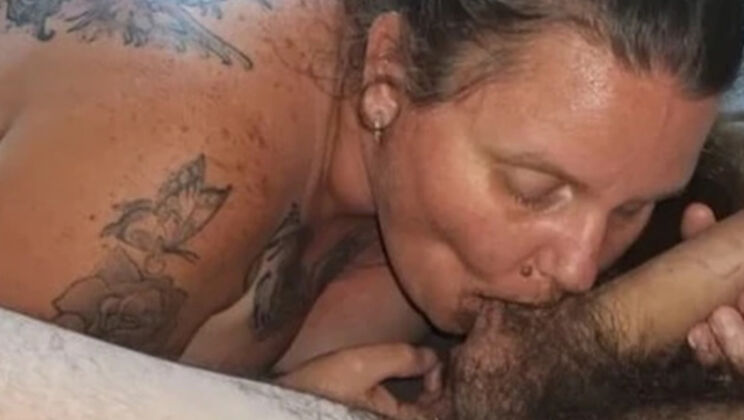 Funcouple66699 Aussie BBW MILF sucks hairy balls and makes stranger cum hard POV
