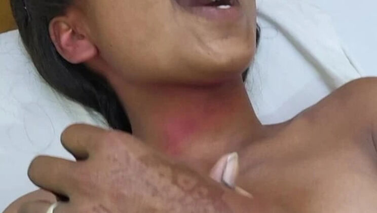 Indian Girlfriend Big Ass Doggy Style Fucking in Hotel - Full Hindi Audio Desi Sex