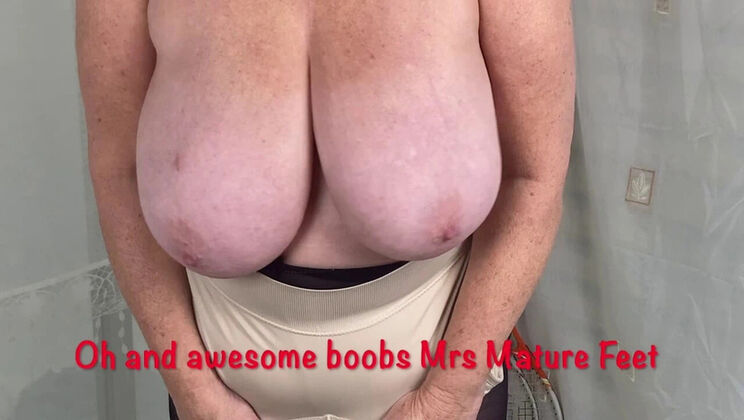 Big Tits Mature Granny Feet in Panties Homemade Special