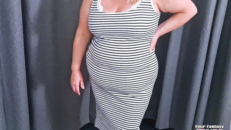BBW Wife Shows Off Her Huge 42GG Natural Tits in New Bra - Amateur Homemade MILF