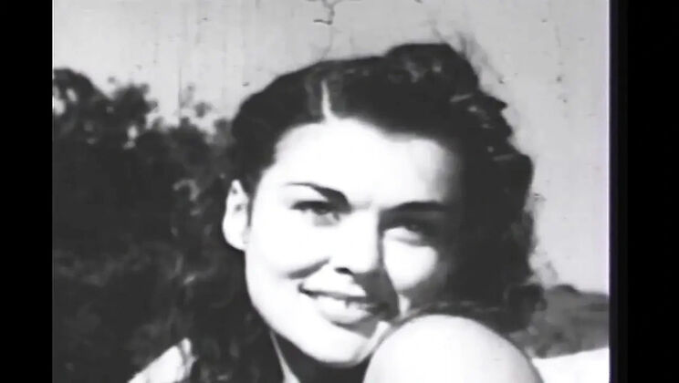 30s Vintage Black and White Porn with Big Natural Tits and Fur Coat