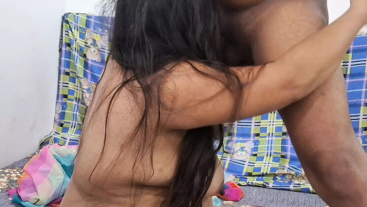Desi Bhabhi Chubby Big Tits Hardcore Fuck - Catchybusty Missionary & Deep Throat