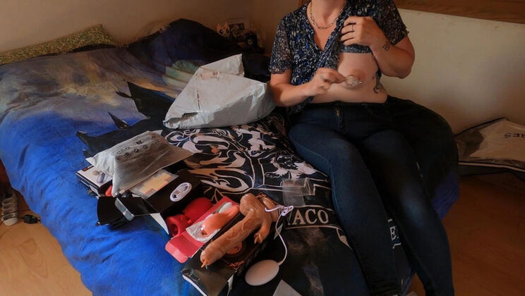 Amateur MILF Wife Unboxing Fan's Naughty Surprise Toy - Close Up Solo Vibrator Action