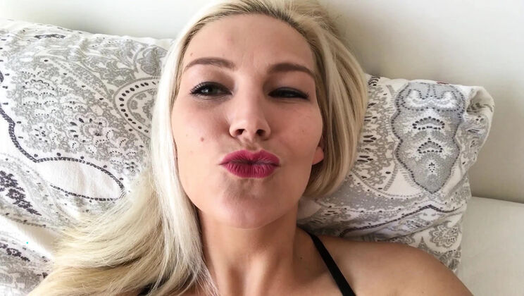 German MILF Squirts Hard in Solo Masturbation - Amateur Homemade Orgasm & Tears of Joy