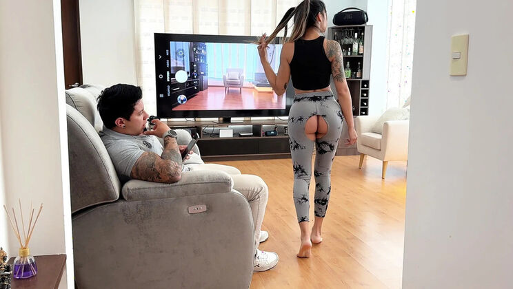 Stepdaughter Rides Dildo on Robot Vacuum! Horny Teen Winter Steph Fucked by Stepdad in Taboo Family Sex