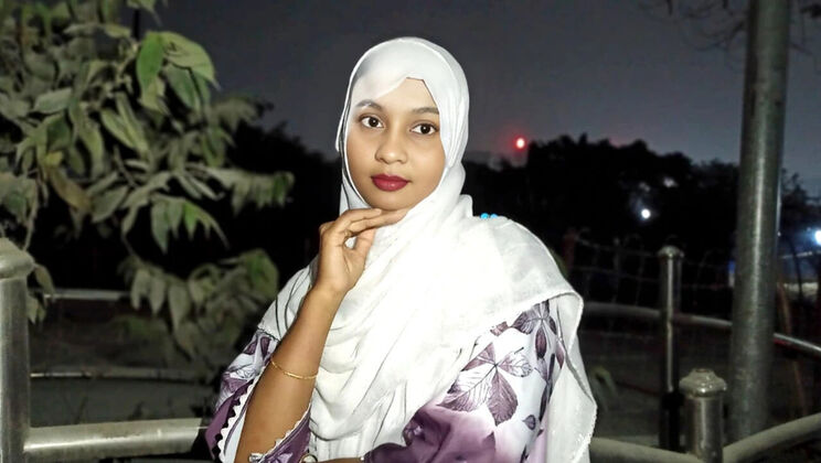 Outdoor Night Sex with Brother-in-Law in Dhaka Street