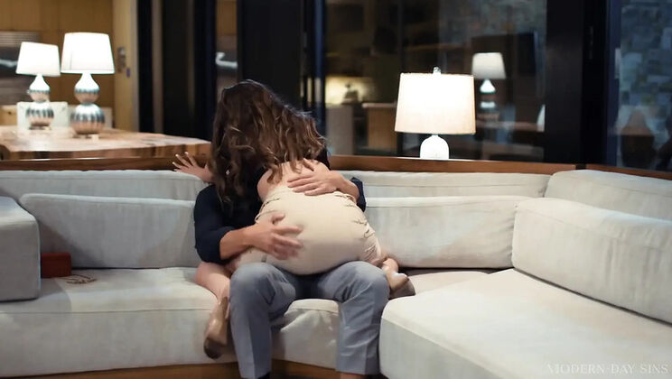 Inexperienced Teen Rebel Lynn Begs Stepdad's Friend for a Creampie in Her Ass