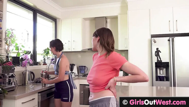 Hairy Girl Gets Her Pussy Licked and Fingered on the Kitchen Counter