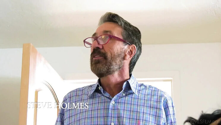 Hot Teen Vanessa Sky Gets Sweet Ass Pounded By Stepdad Steve Holmes