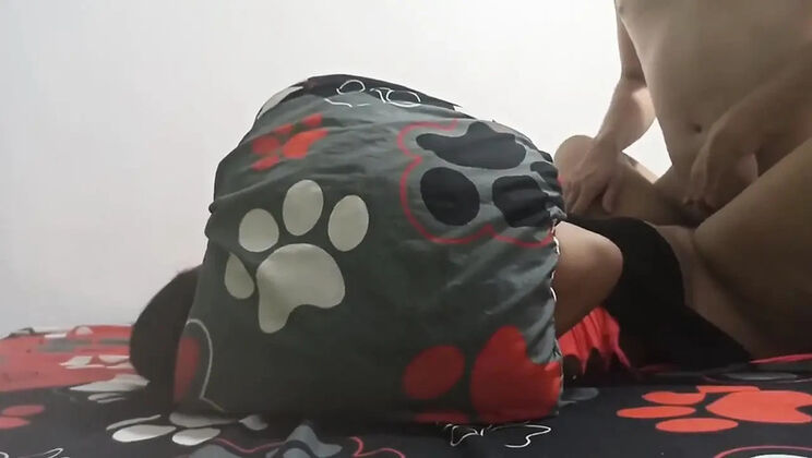 Pikaa6’s 18 Year Old Brunette BBW with Big Saggy Tits Fucks Her Stepbrother’s Giant Dick