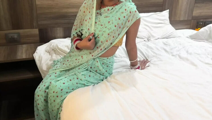 Indian MILF Gets Fucked Hard By Her Husband's Dad | Anjuli Big Ass Desi Sex