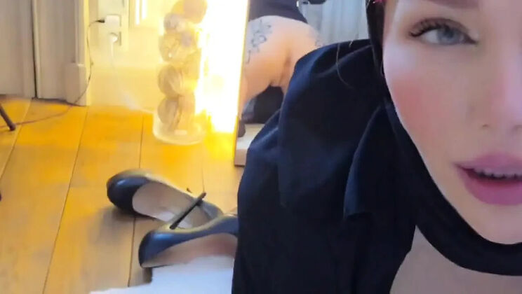 Arab MILF Teases Her Submissive Cuckold During Ramadan