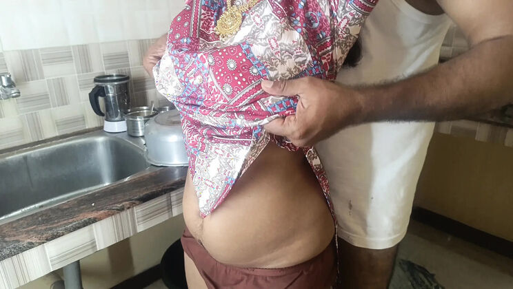 Indian Housewife Fucking in Kitchen – Homemade HD Video