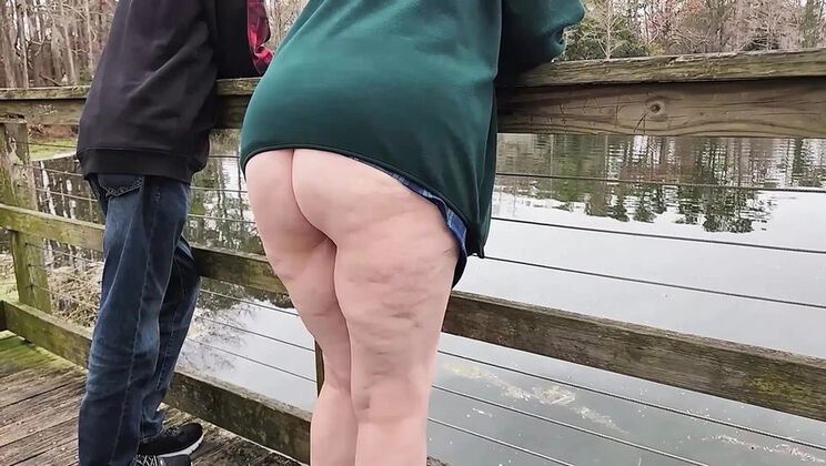 Hot BBW Granny Meets Stranger In Park And Sucks Big Cock