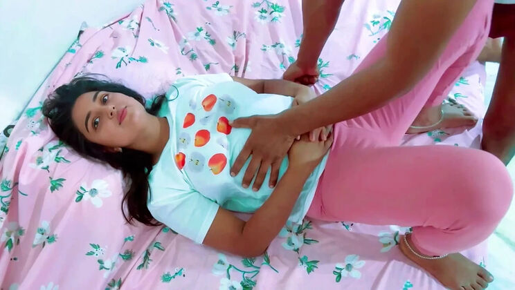 Desi Village Girl First Time Tight Pussy Fuck Viral MMS Video