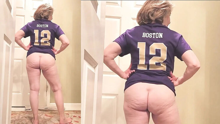Sporty GILF Marierocks Shows Off Big Natural Tits and Huge Ass